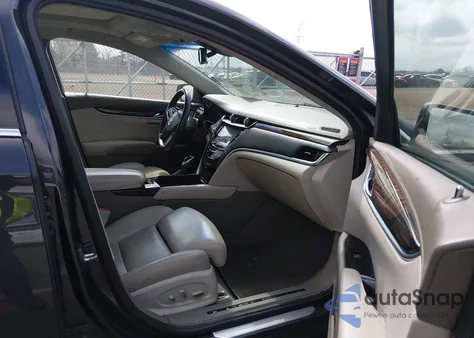 2013 Cadillac Xts Platinum z USA, uszkodzony, nr VIN 2G61U5S35D9111753